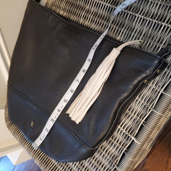 Elliot Luca Leather Bucket Crossbody Handbag Black w White Tassel Pull - Picture 13 of 16